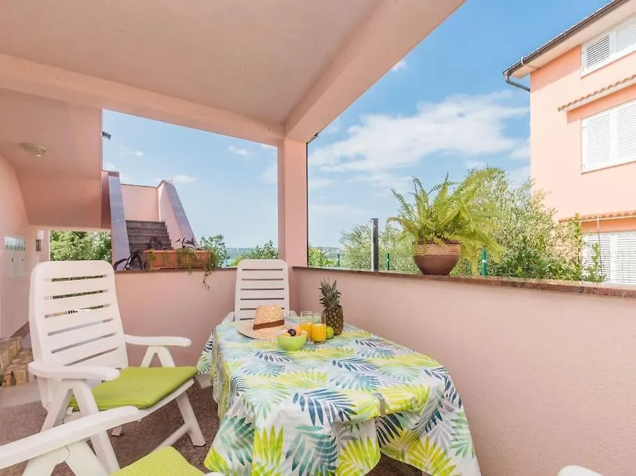 Apartment Fenix 2 Klimno